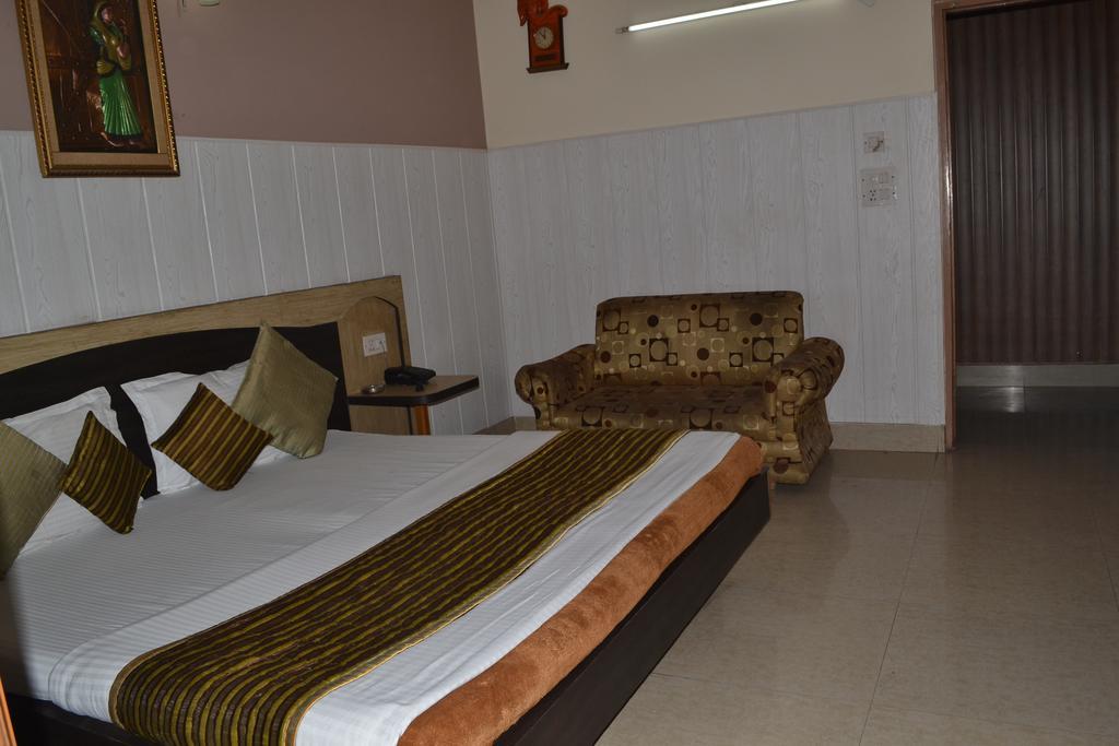 קטרה Hotel Atithi International חדר תמונה