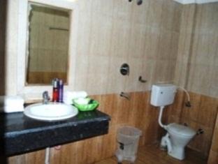 קטרה Hotel Atithi International מראה חיצוני תמונה